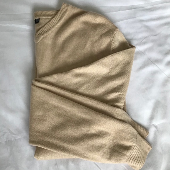 Cream V-Neck Sweater - Picture 4 of 5